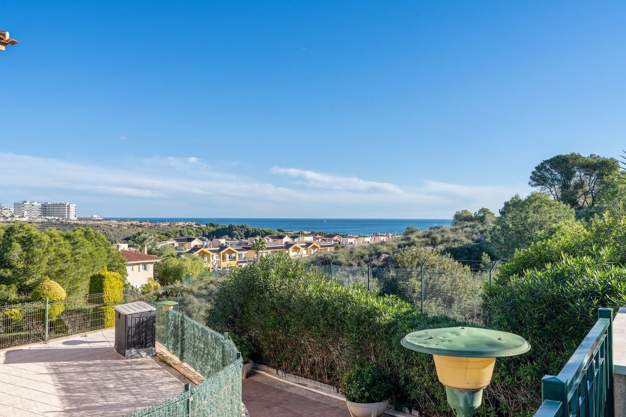 2 makuuhuone Huoneisto myytävänä paikassa Gran Alacant mukana uima-altaan 
autotalli - 249 000 € (Ref: 9677040)