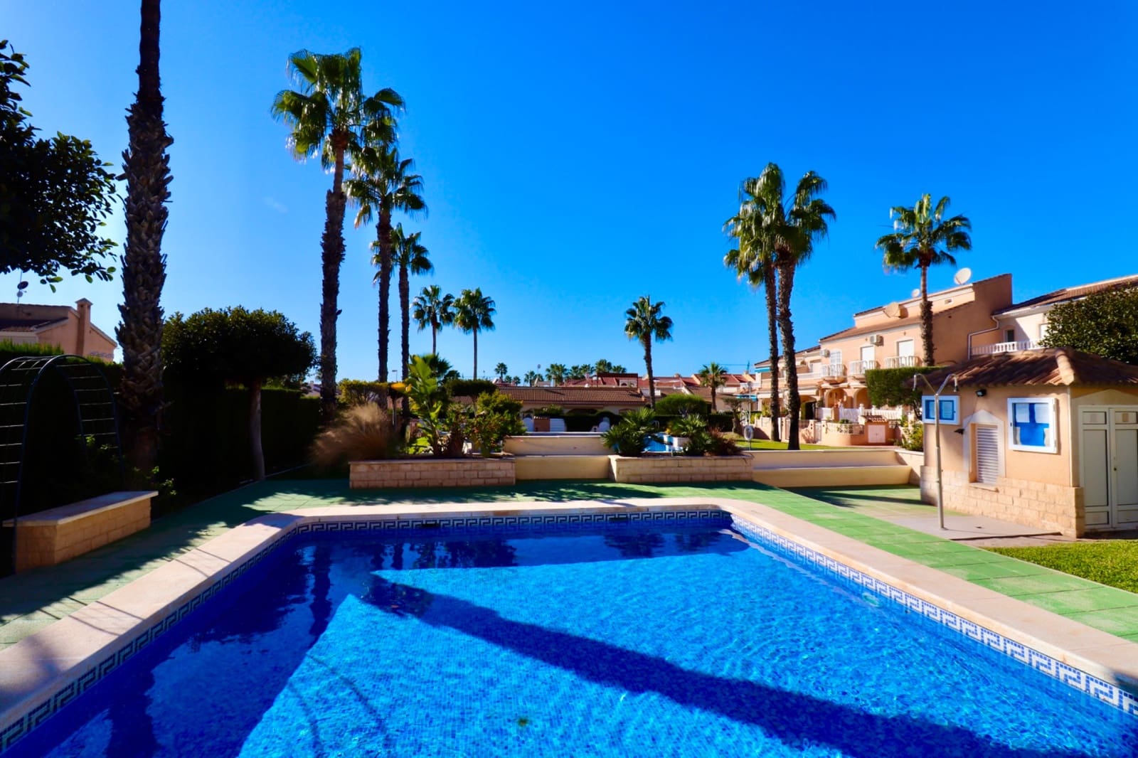 2 bedroom Townhouse for sale in Dona Pepa with pool - € 260,000 (Ref: 9677041)
