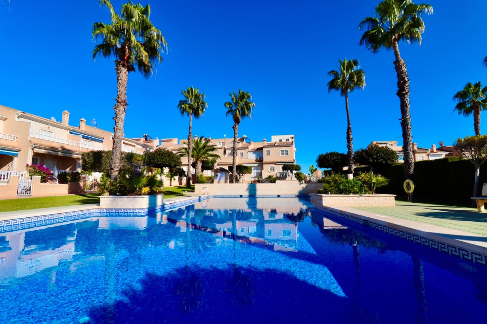 2 bedroom Townhouse for sale in Dona Pepa with pool - € 260,000 (Ref: 9677041)