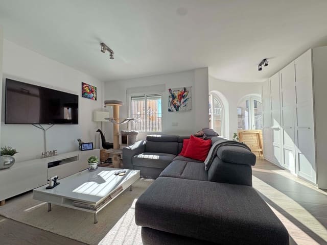 2 makuuhuone Omakotitalo myytävänä paikassa Villamartin, Orihuela mukana uima-altaan - 289 900 € (Ref: 9683427)