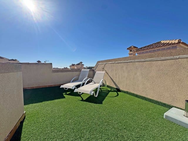 2 makuuhuone Omakotitalo myytävänä paikassa Villamartin, Orihuela mukana uima-altaan - 289 900 € (Ref: 9683427)