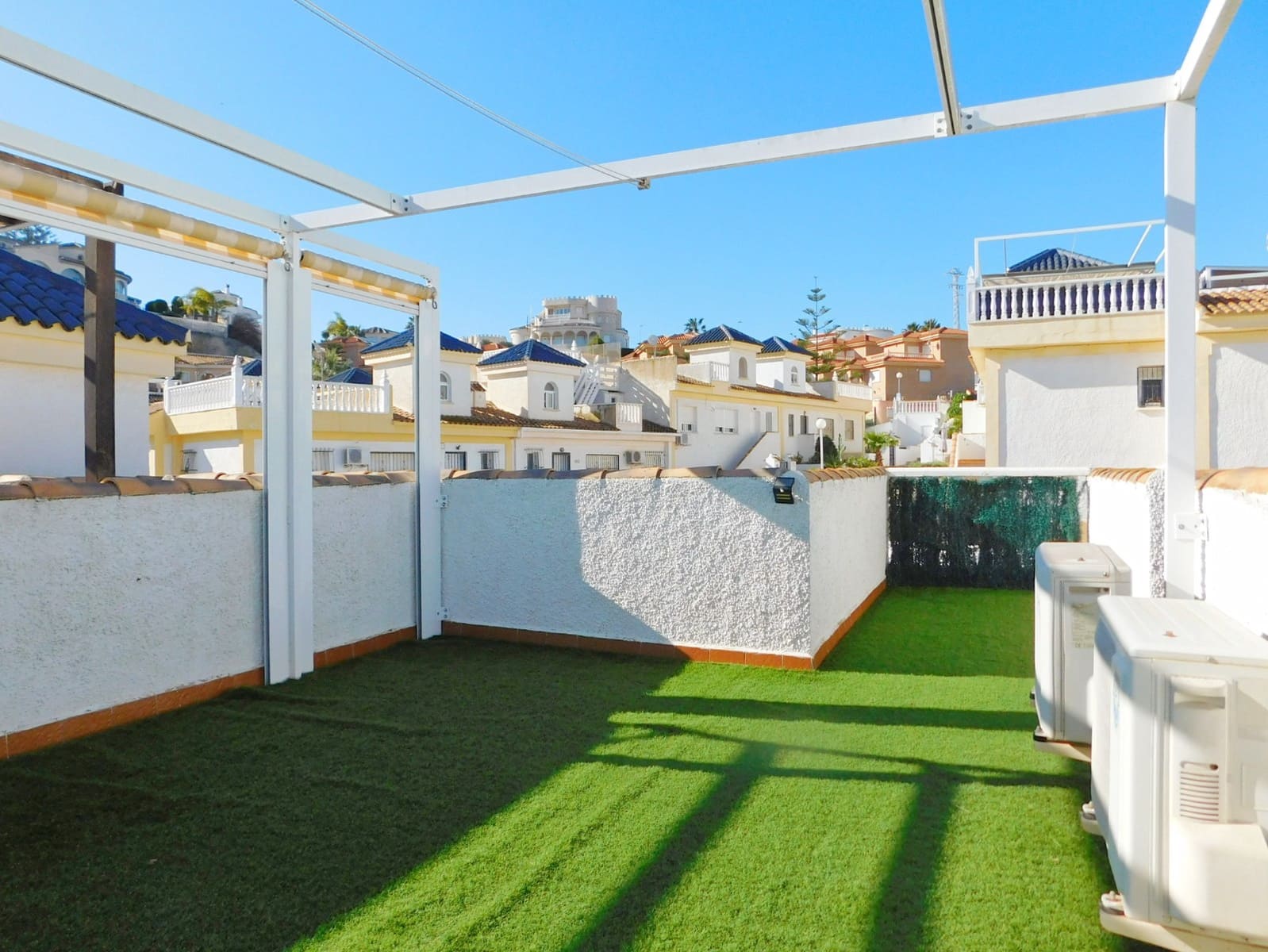 2 quarto Casa em Banda para venda em Ciudad Quesada com piscina - 175 000 € (Ref: 9690358)