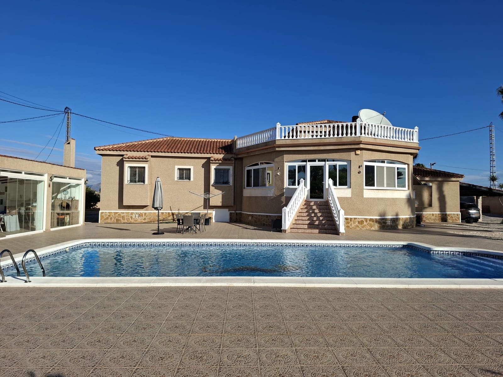 5 sovrum Villa till salu i Catral med pool - 449 995 € (Ref: 9695132)