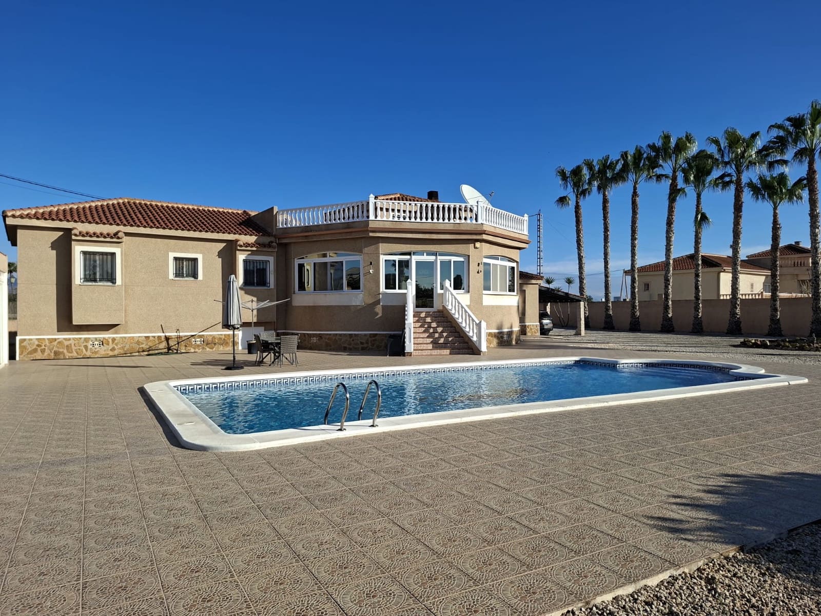 5 sovrum Villa till salu i Catral med pool - 449 995 € (Ref: 9695132)