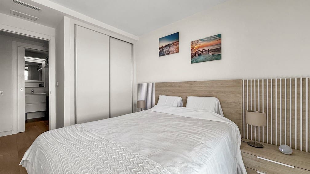 2 Zimmer Apartment zu verkaufen in Playa Paraiso mit Pool - 320.000 € (Ref: 9704894)