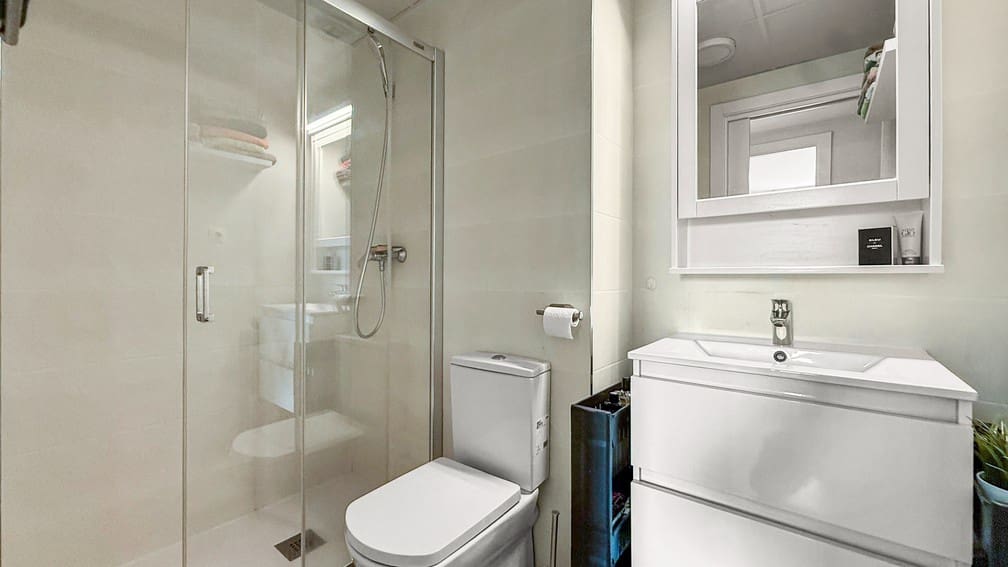 2 Zimmer Apartment zu verkaufen in Playa Paraiso mit Pool - 320.000 € (Ref: 9704894)