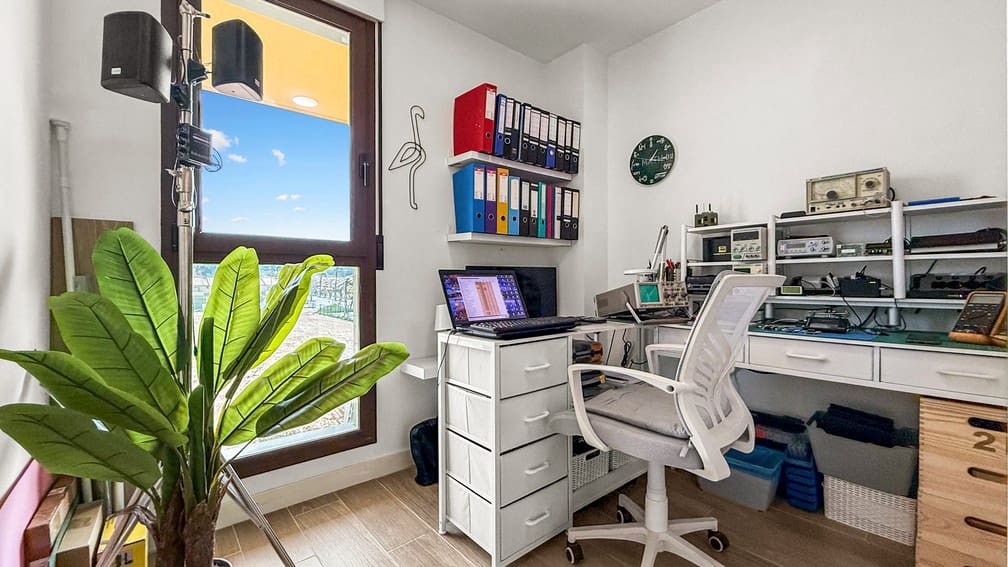 2 Zimmer Apartment zu verkaufen in Playa Paraiso mit Pool - 320.000 € (Ref: 9704894)