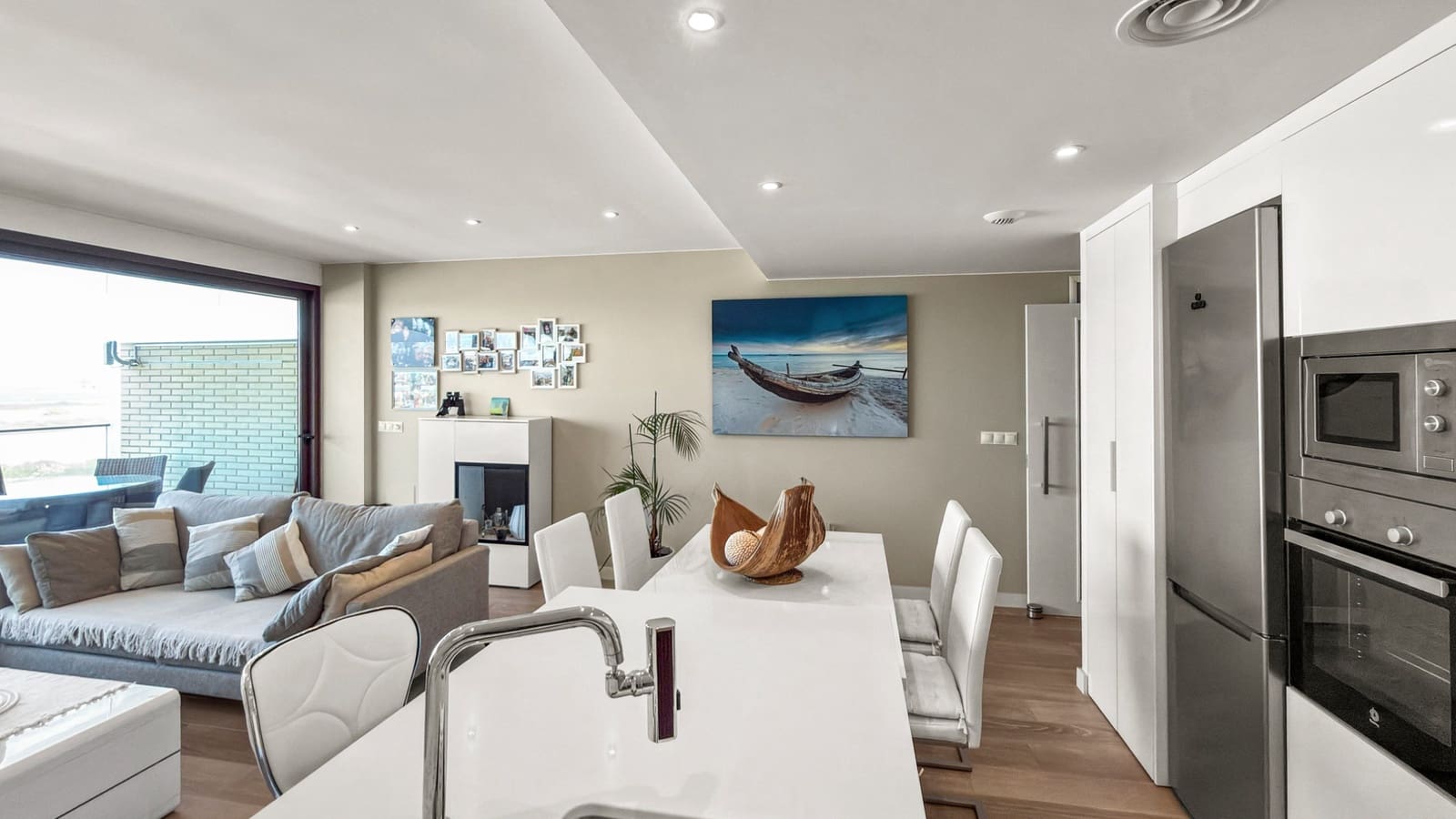 2 Zimmer Apartment zu verkaufen in Playa Paraiso mit Pool - 320.000 € (Ref: 9704894)