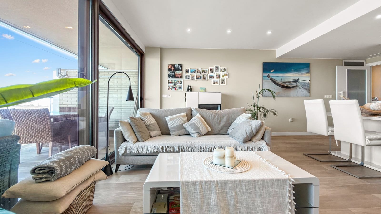 2 Zimmer Apartment zu verkaufen in Playa Paraiso mit Pool - 320.000 € (Ref: 9704894)