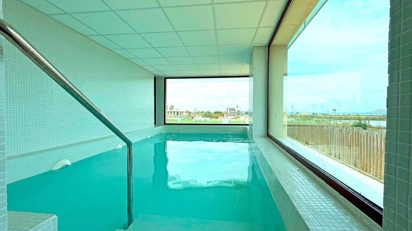 2 Zimmer Apartment zu verkaufen in Playa Paraiso mit Pool - 320.000 € (Ref: 9704894)