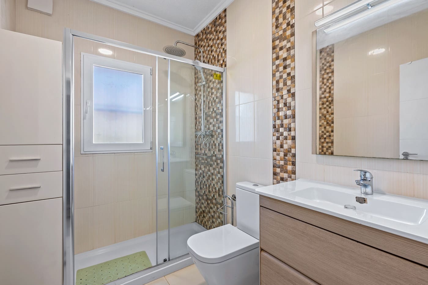 2 Zimmer Villa zu verkaufen in Ciudad Quesada mit Pool - 365.000 € (Ref: 9714667)