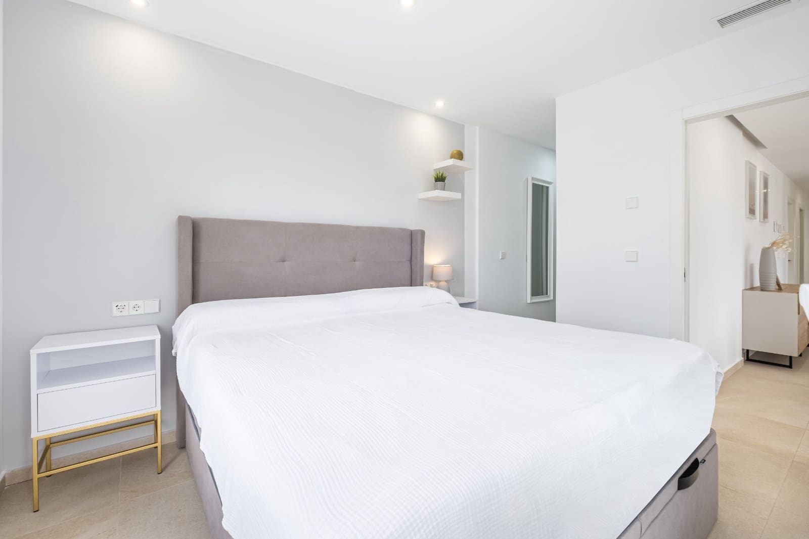 3 makuuhuone Huvila myytävänä paikassa Vistabella mukana uima-altaan - 425 000 € (Ref: 9714671)