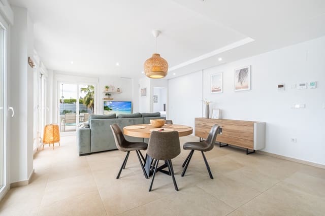 3 makuuhuone Huvila myytävänä paikassa Vistabella, Orihuela mukana uima-altaan - 425 000 € (Ref: 9714671)