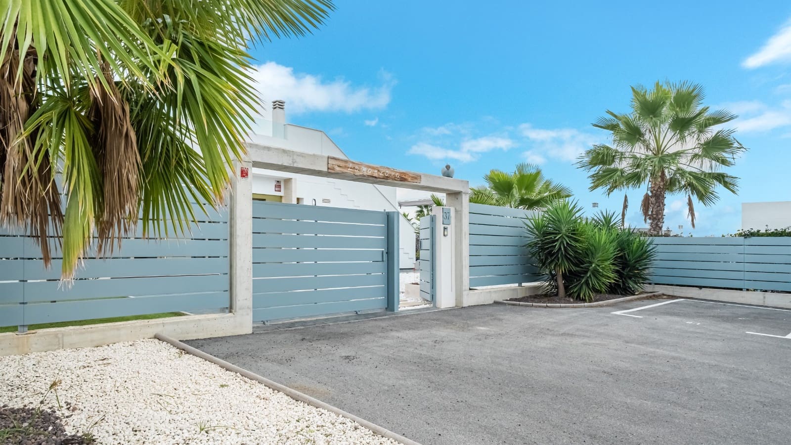 3 makuuhuone Huvila myytävänä paikassa Vistabella mukana uima-altaan - 425 000 € (Ref: 9714671)