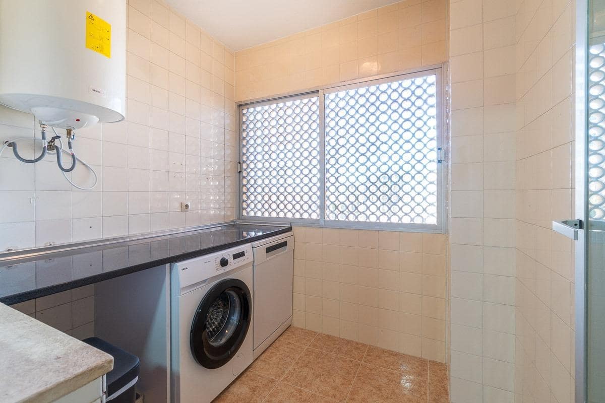 3 Zimmer Apartment zu verkaufen in La Zenia mit Pool Garage - 189.900 € (Ref: 9719741)