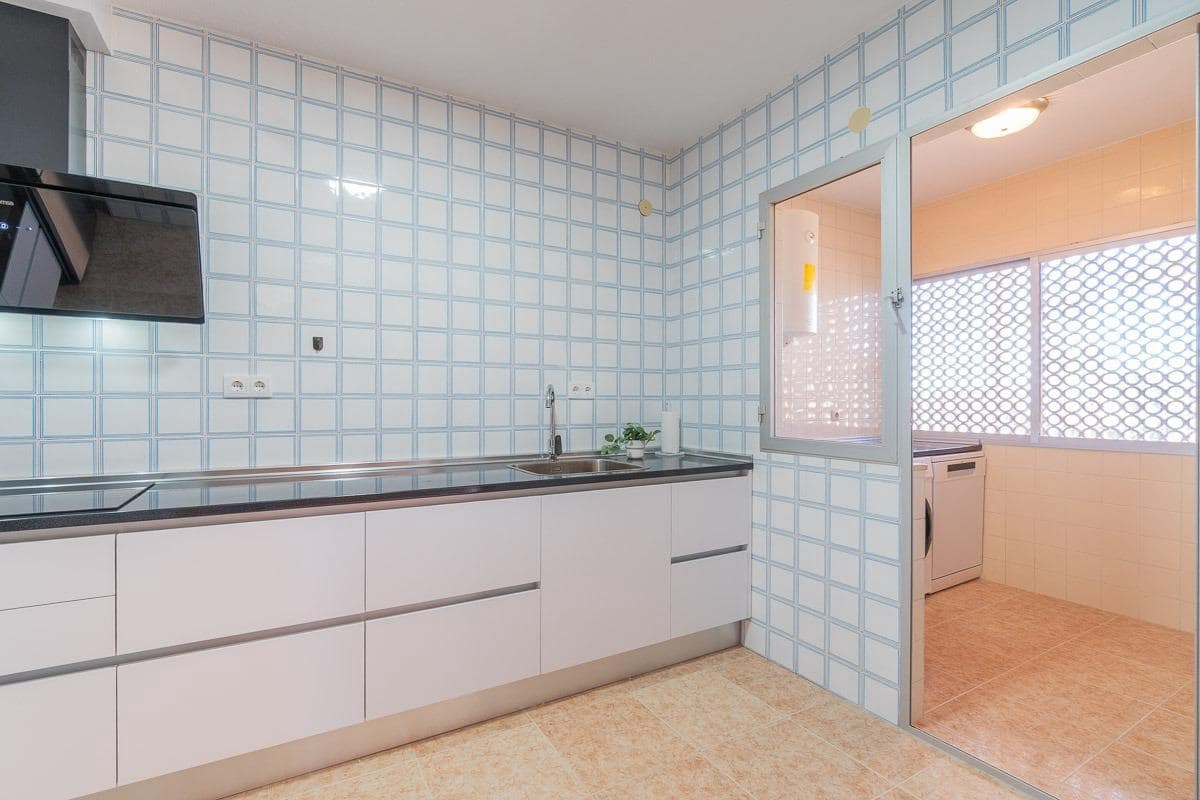 3 Zimmer Apartment zu verkaufen in La Zenia mit Pool Garage - 189.900 € (Ref: 9719741)