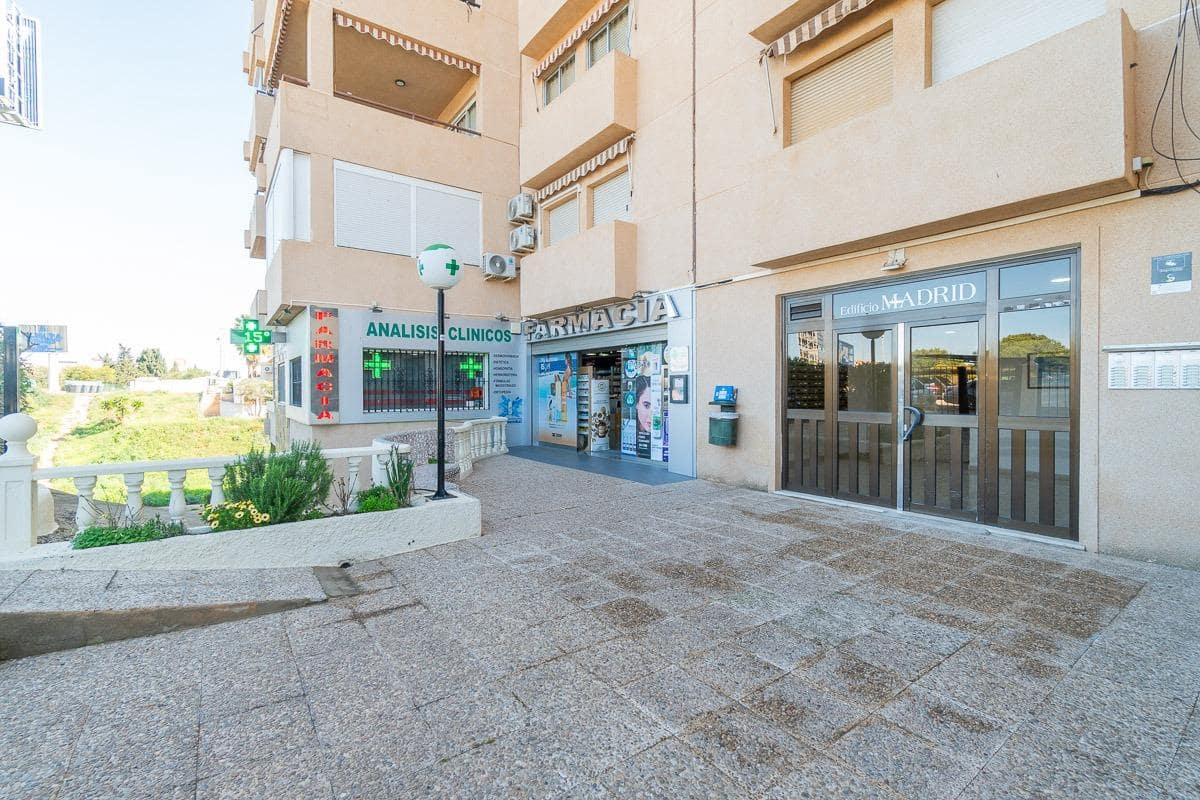 3 Zimmer Apartment zu verkaufen in La Zenia mit Pool Garage - 189.900 € (Ref: 9719741)