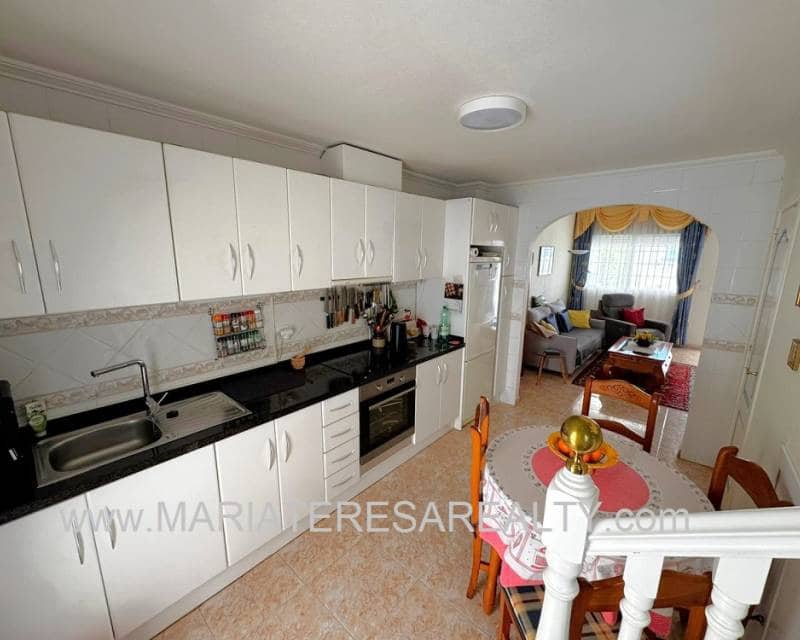 2 bedroom Townhouse for sale in Los Alcazares with pool - € 159,900 (Ref: 9726510)