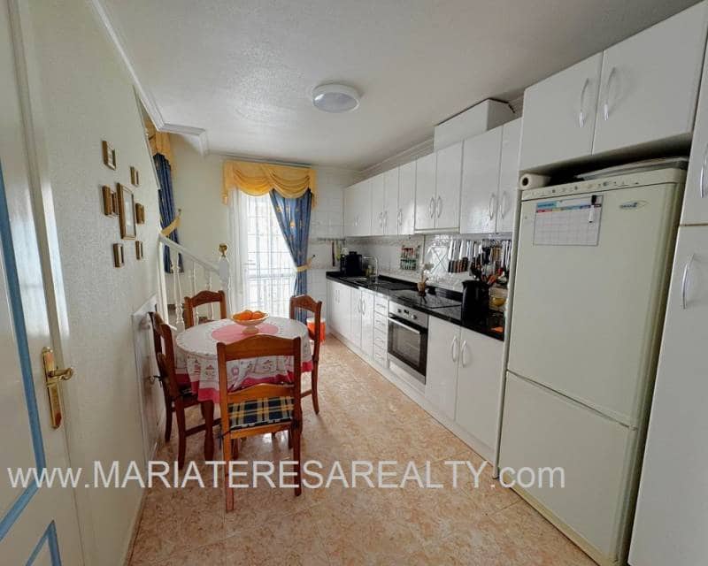 2 bedroom Townhouse for sale in Los Alcazares with pool - € 159,900 (Ref: 9726510)