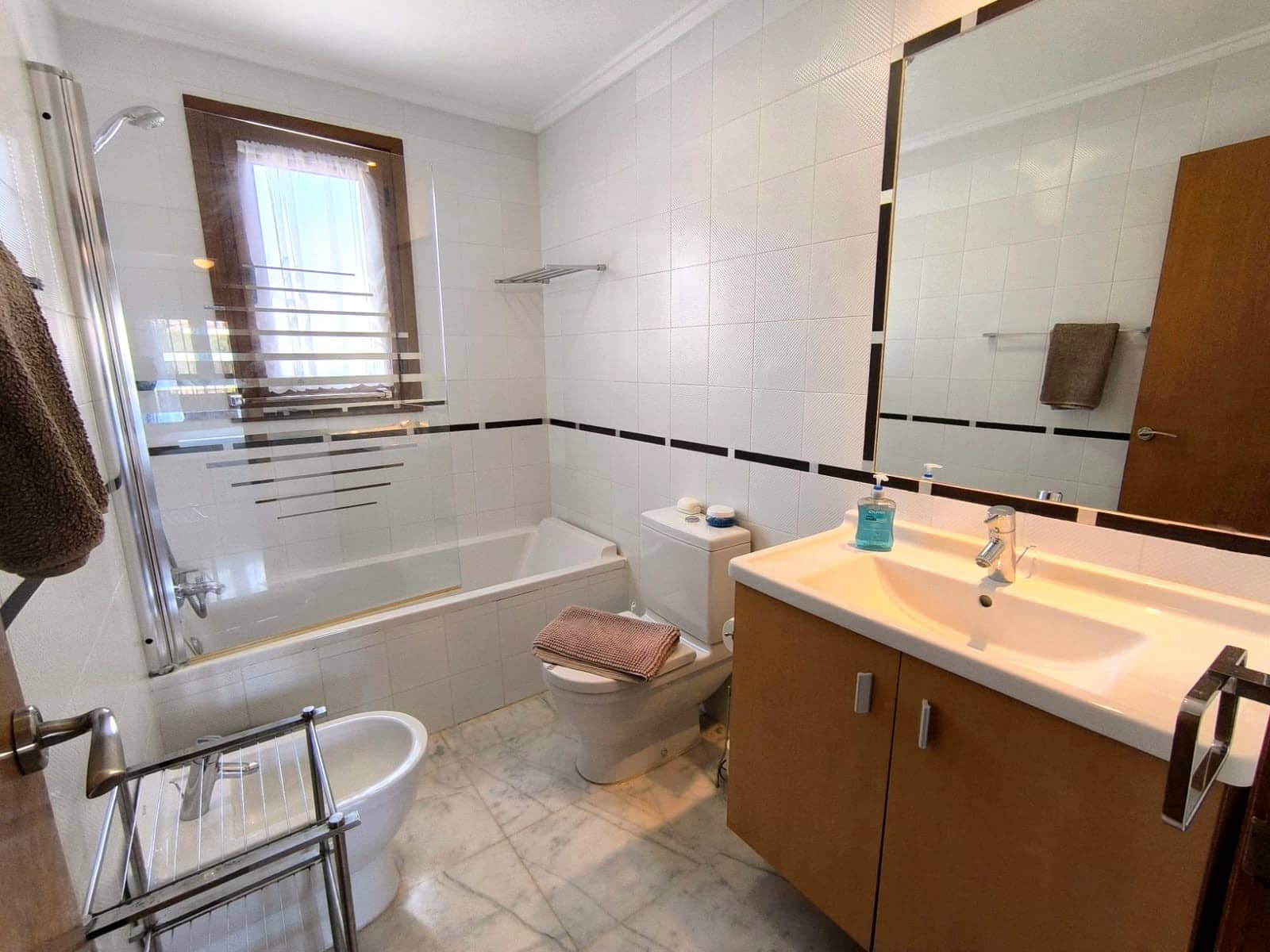 3 bedroom Villa for sale in Algorfa with pool - € 395,000 (Ref: 9727687)