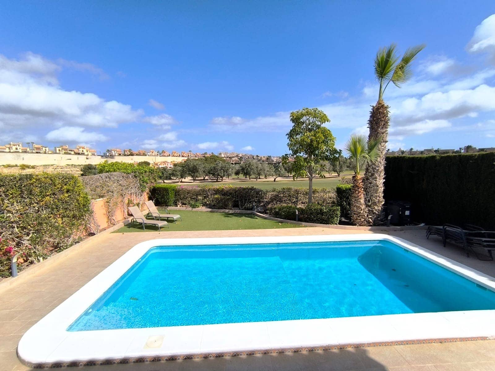 3 bedroom Villa for sale in Algorfa with pool - € 395,000 (Ref: 9727687)