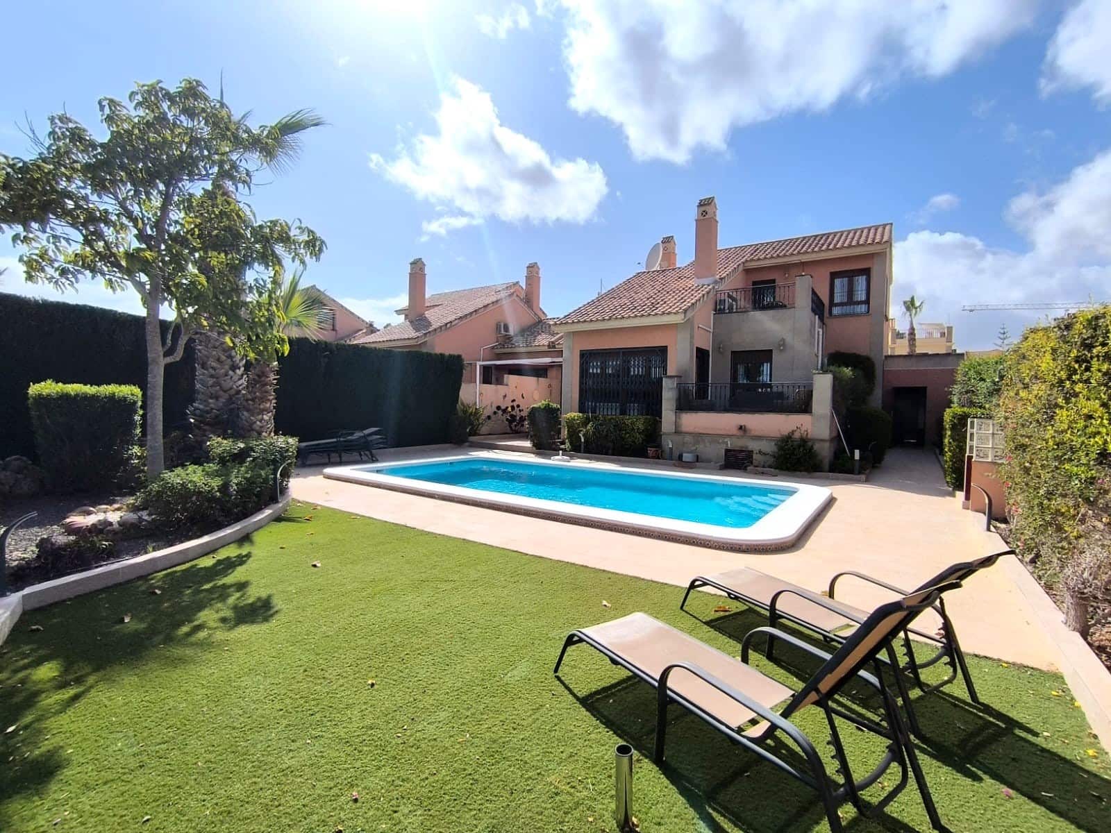 3 bedroom Villa for sale in Algorfa with pool - € 395,000 (Ref: 9727687)