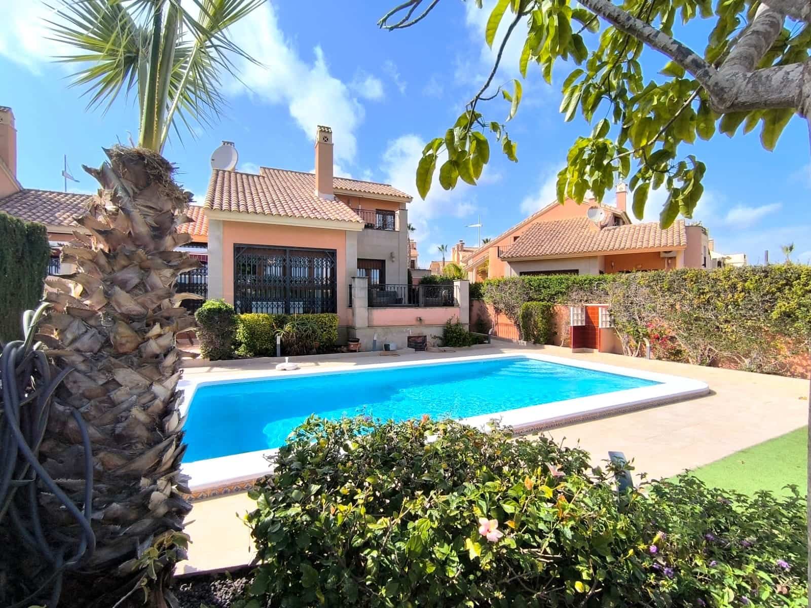 3 bedroom Villa for sale in Algorfa with pool - € 395,000 (Ref: 9727687)