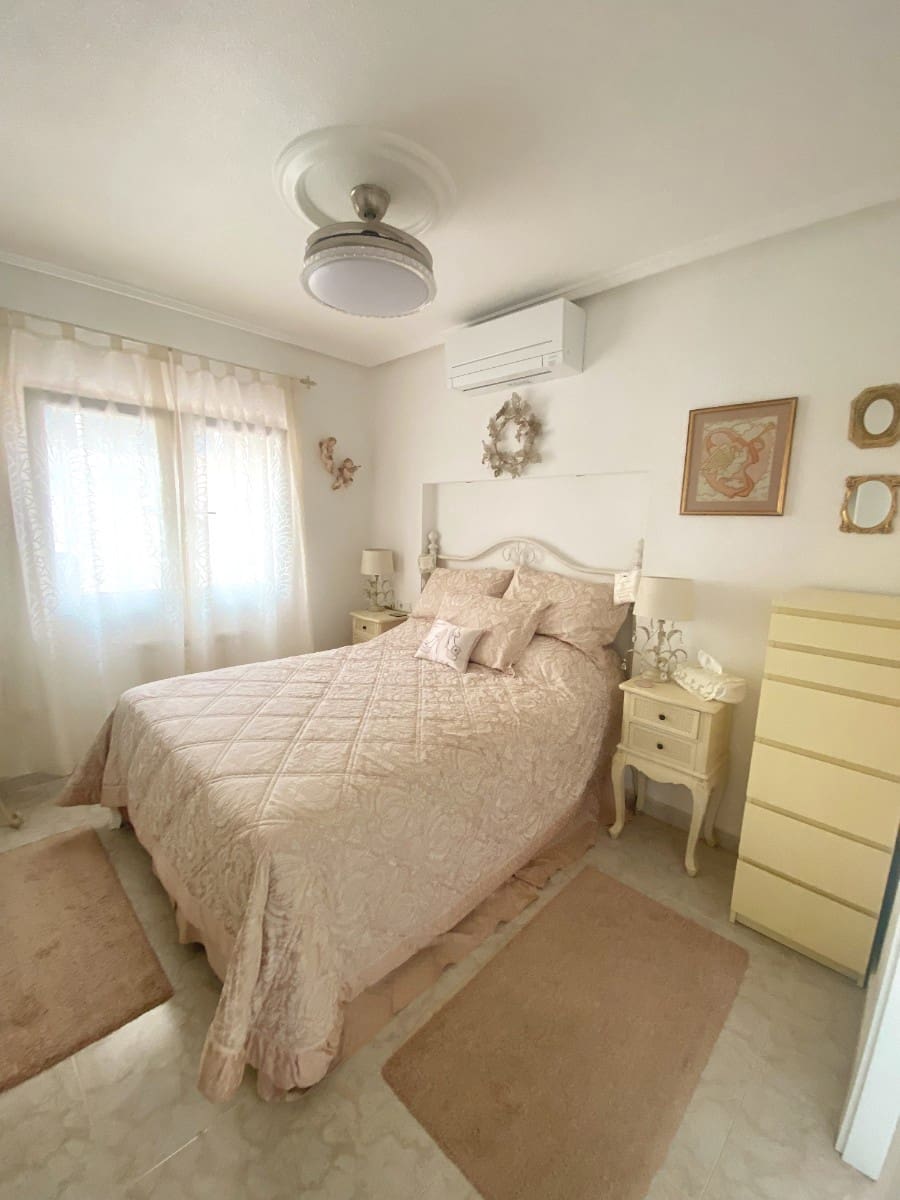 2 soverom Villa til salgs i Dona Pepa med svømmebasseng - € 395 000 (Ref: 9729234)