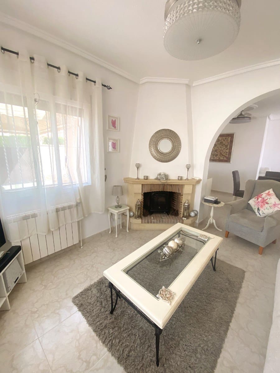 2 soverom Villa til salgs i Dona Pepa med svømmebasseng - € 395 000 (Ref: 9729234)