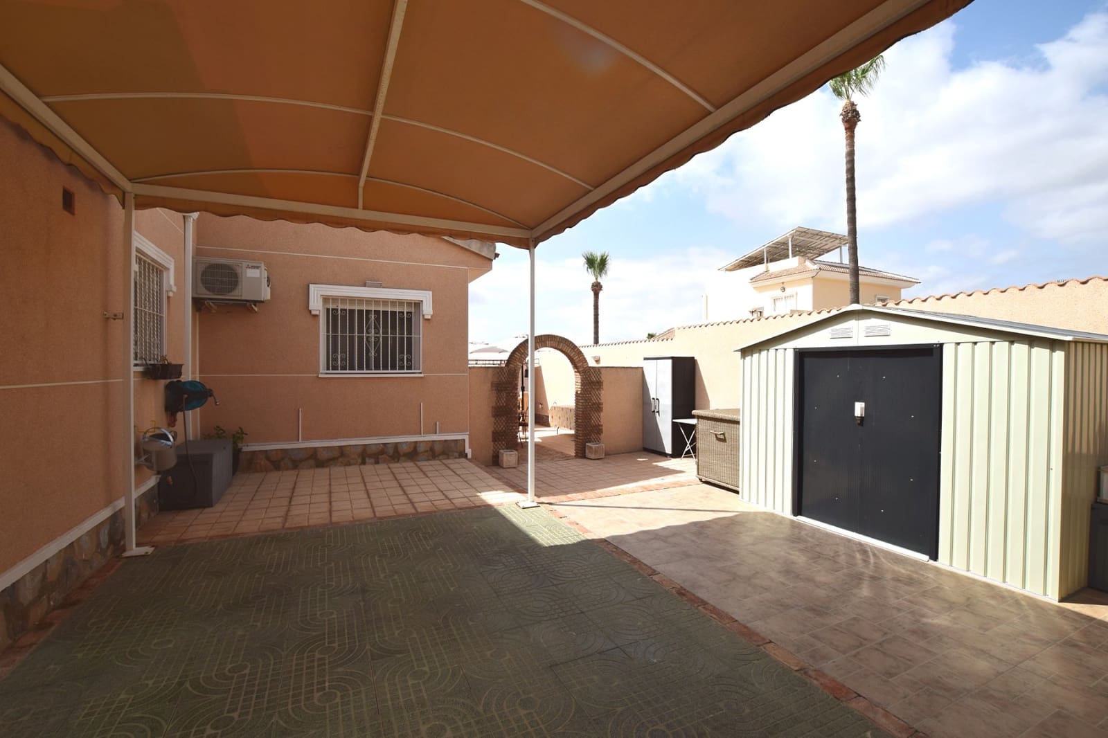 2 soverom Villa til salgs i Dona Pepa med svømmebasseng - € 395 000 (Ref: 9729234)