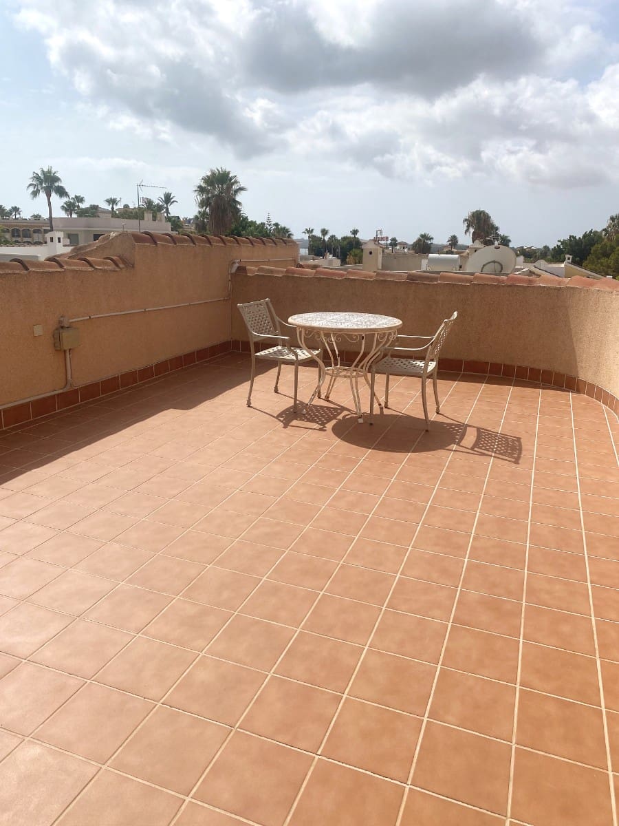 2 soverom Villa til salgs i Dona Pepa med svømmebasseng - € 395 000 (Ref: 9729234)