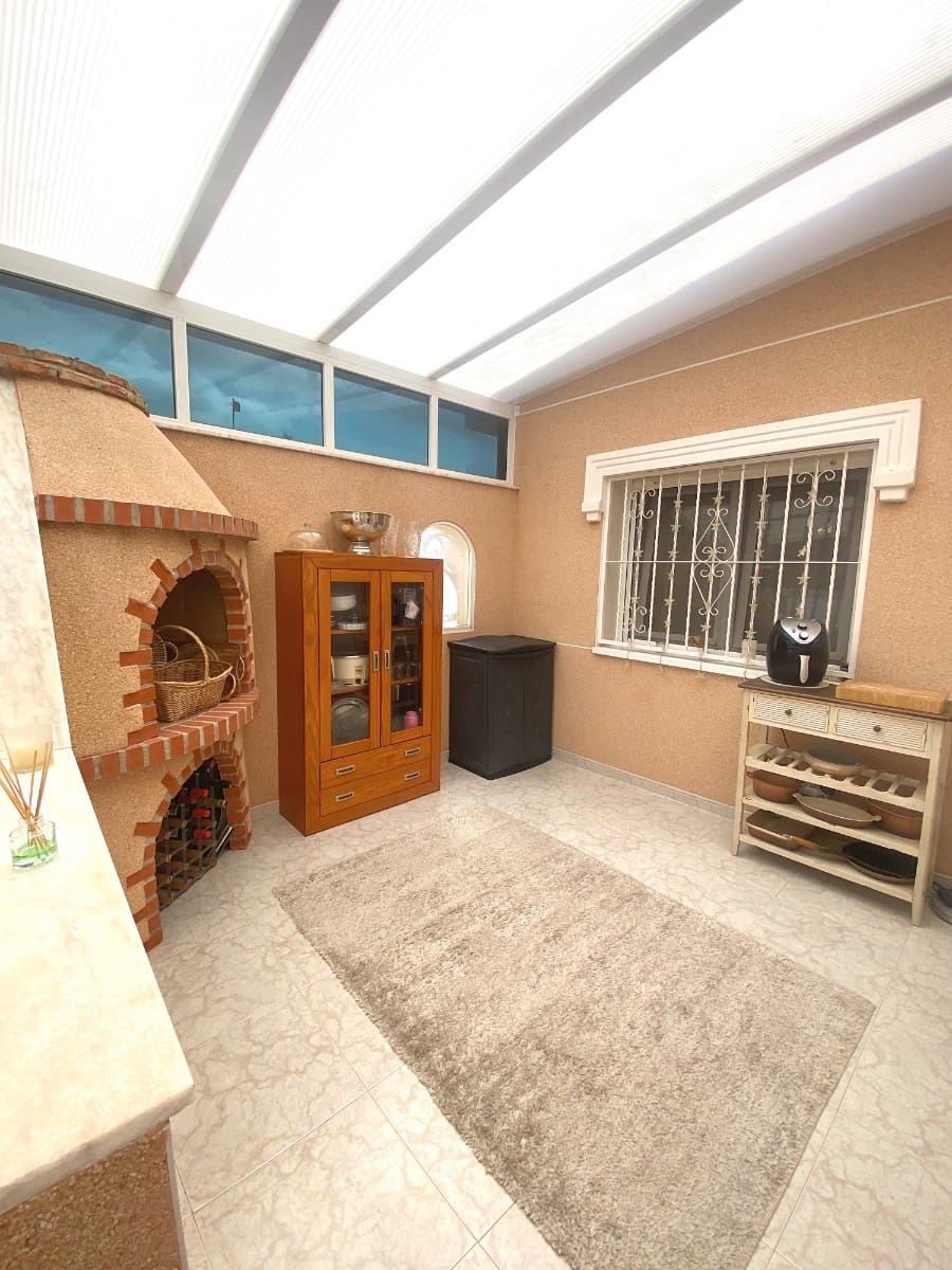 2 soverom Villa til salgs i Dona Pepa med svømmebasseng - € 395 000 (Ref: 9729234)