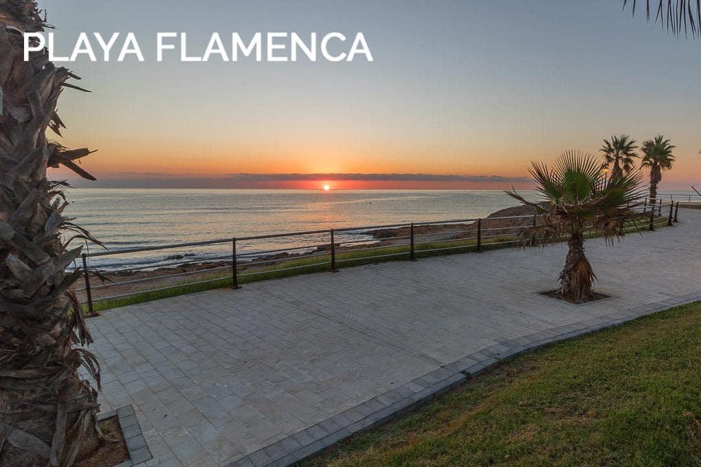 Chalet de 2 habitaciones en Playa Flamenca en venta con piscina - 390.000 € (Ref: 9741599)