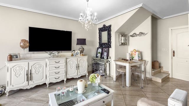 Casa de 2 habitaciones en La Florida, Orihuela en venta con piscina - 179.900 € (Ref: 9763556)