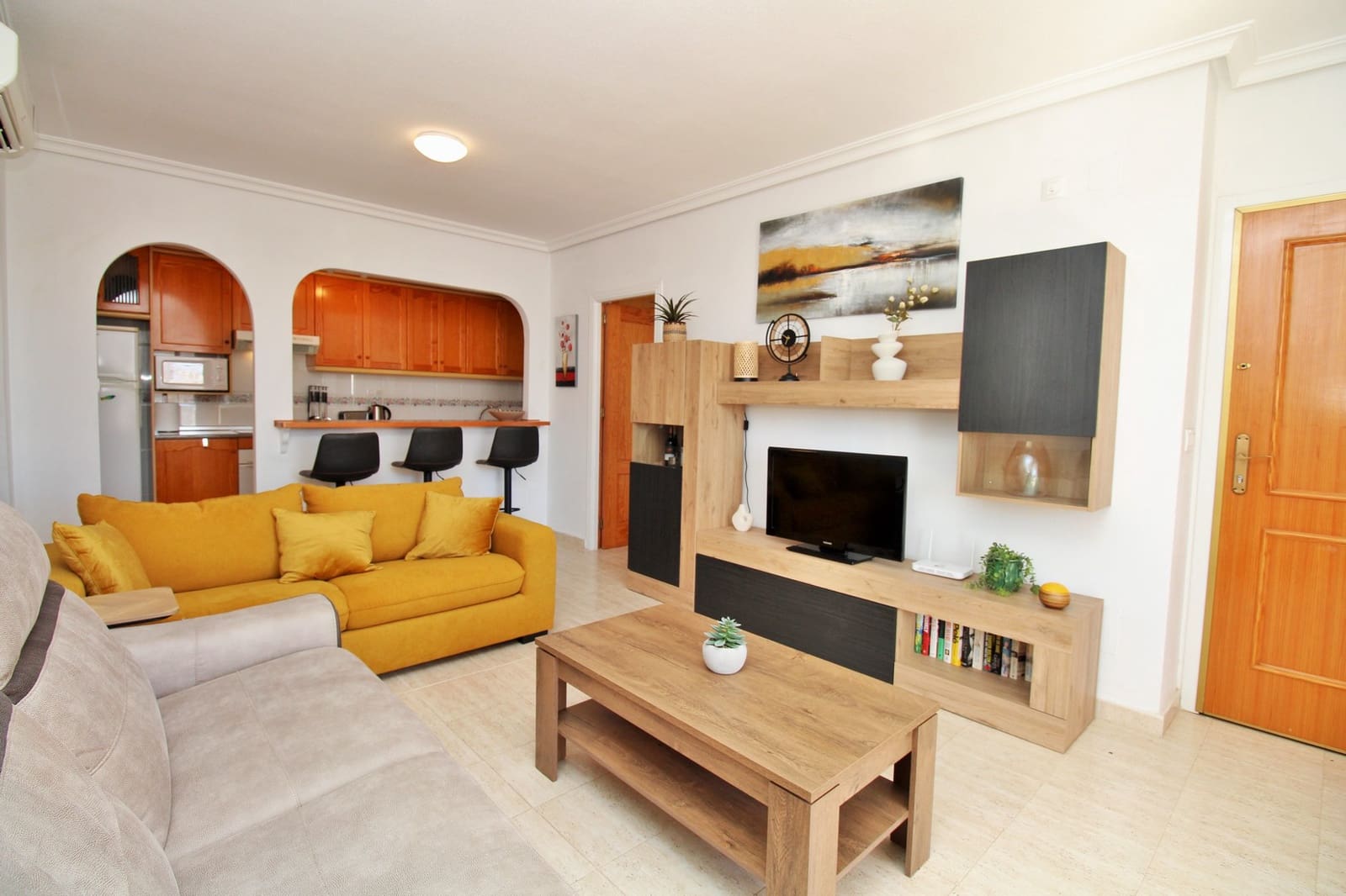 2 bedroom Apartment for sale in Playa Flamenca with pool - € 199,995 (Ref: 9780292)