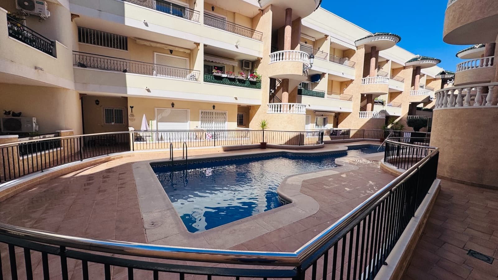 3 quarto Apartamento para venda em Jacarilla com piscina garagem - 139 950 € (Ref: 9785019)