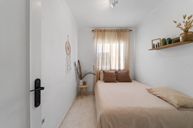 2 Zimmer Apartment zu verkaufen in Aguas Nuevas, Torrevieja mit Pool - 159.500 € (Ref: 9799033)