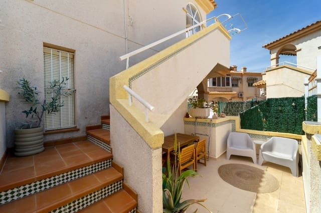 2 Zimmer Apartment zu verkaufen in Aguas Nuevas, Torrevieja mit Pool - 159.500 € (Ref: 9799033)