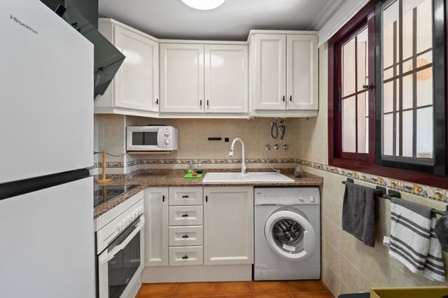 2 bedroom Apartment for sale in La Torreta, Torrevieja with pool - € 154,900 (Ref: 9801278)