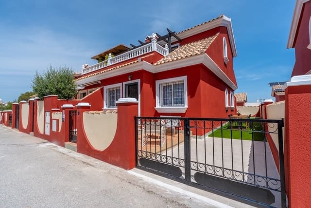 3 soverom Villa til salgs i Villamartin, Orihuela med svømmebasseng garasje - € 269 800 (Ref: 9801279)