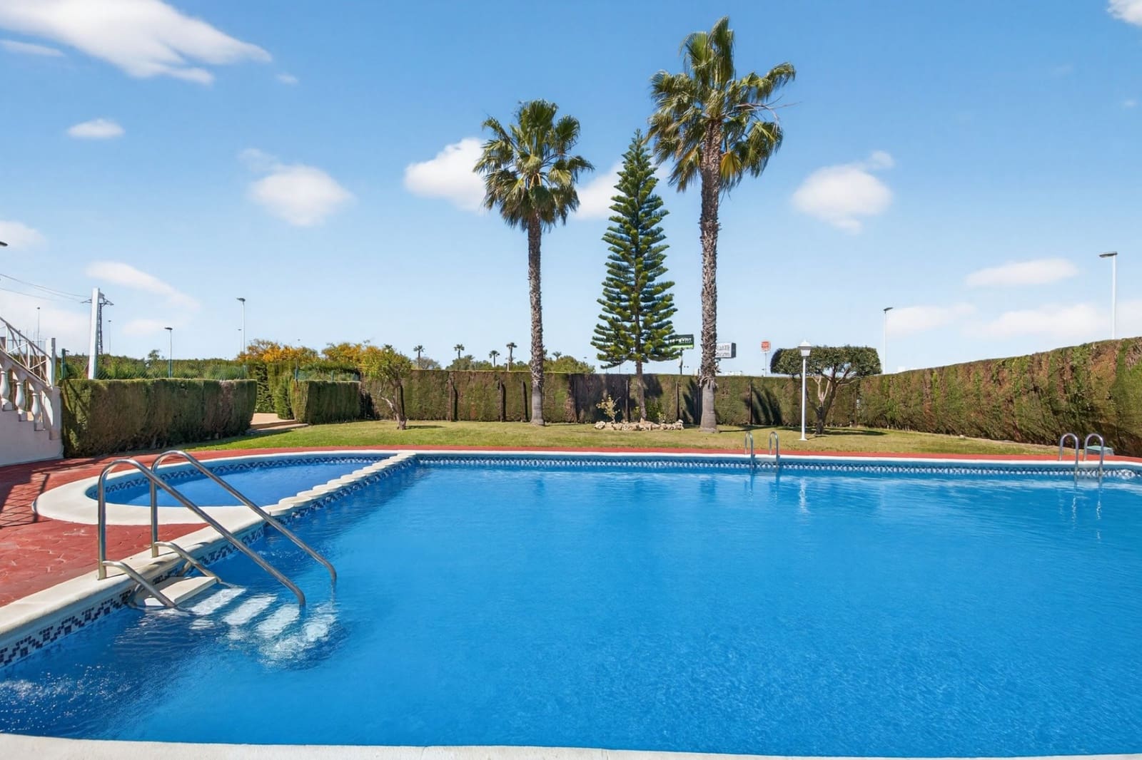 2 soveværelse Lejlighed til salg i Aguas Nuevas med swimmingpool - € 185.000 (Ref: 9807830)