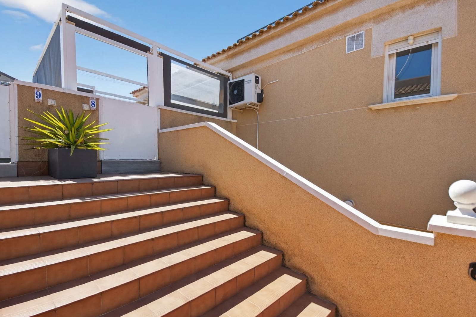 2 soveværelse Lejlighed til salg i Aguas Nuevas med swimmingpool - € 185.000 (Ref: 9807830)