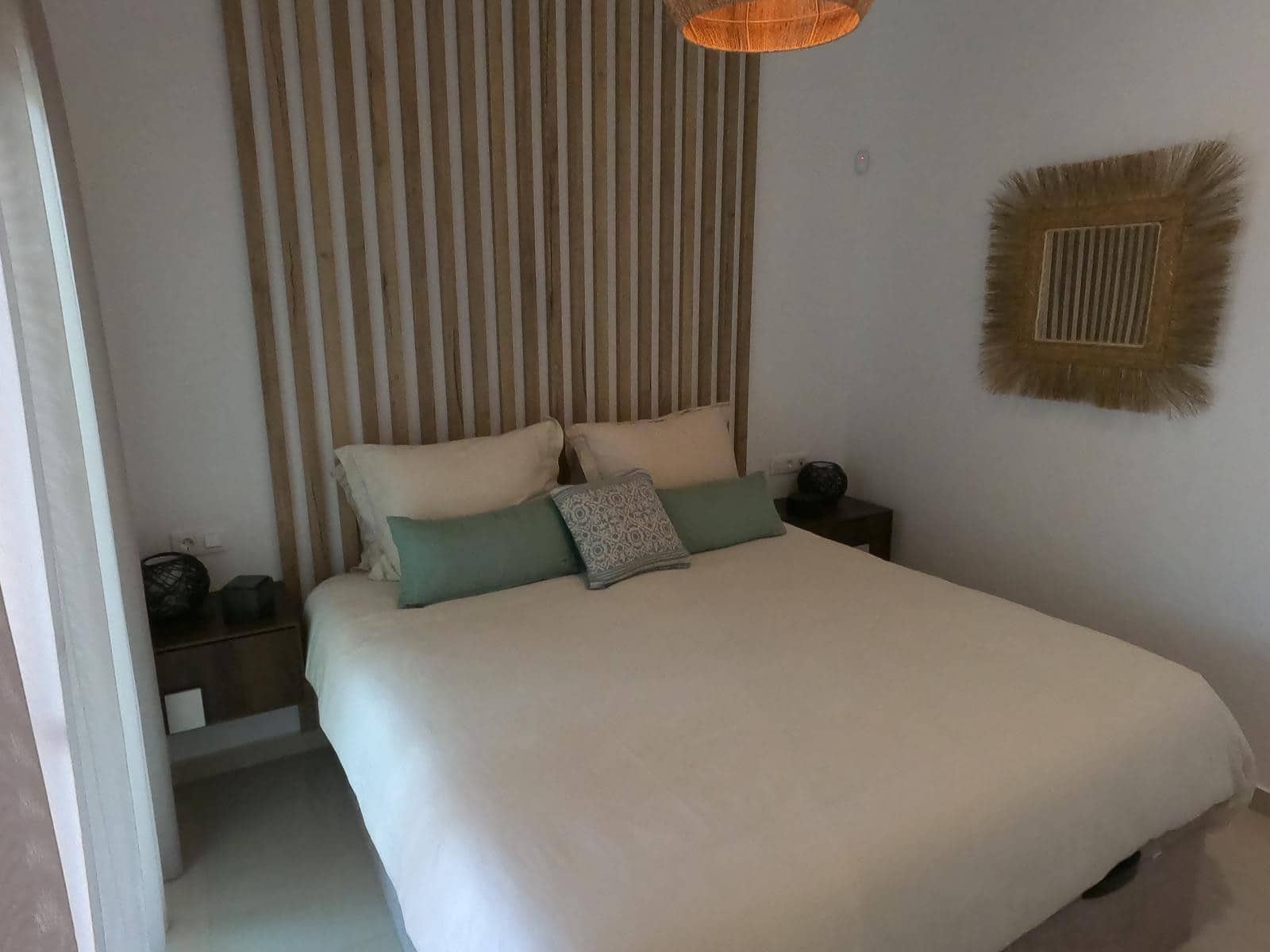 2 bedroom Apartment for sale in Algorfa with pool - € 267,500 (Ref: 9811385)