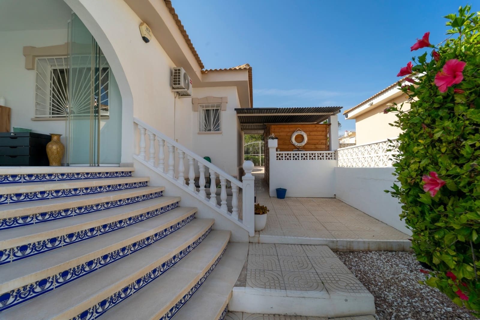 2 soveværelse Villa til salg i Benijofar med swimmingpool - € 299.000 (Ref: 9817832)