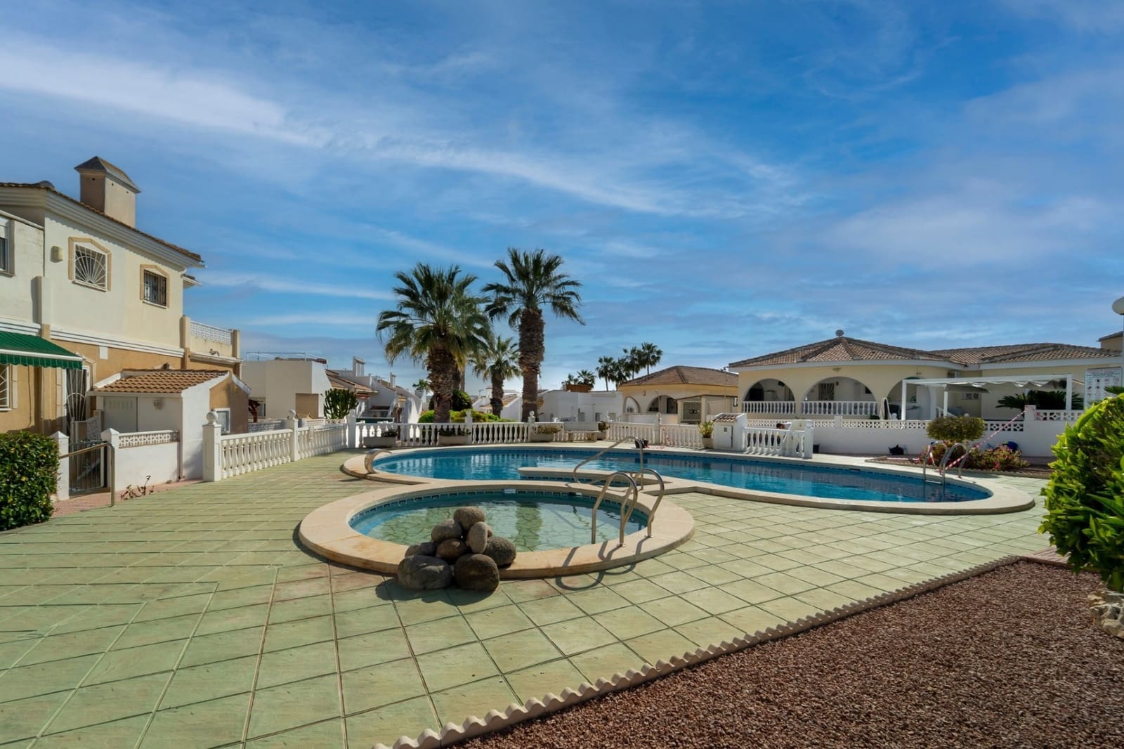 2 soveværelse Villa til salg i Benijofar med swimmingpool - € 299.000 (Ref: 9817832)