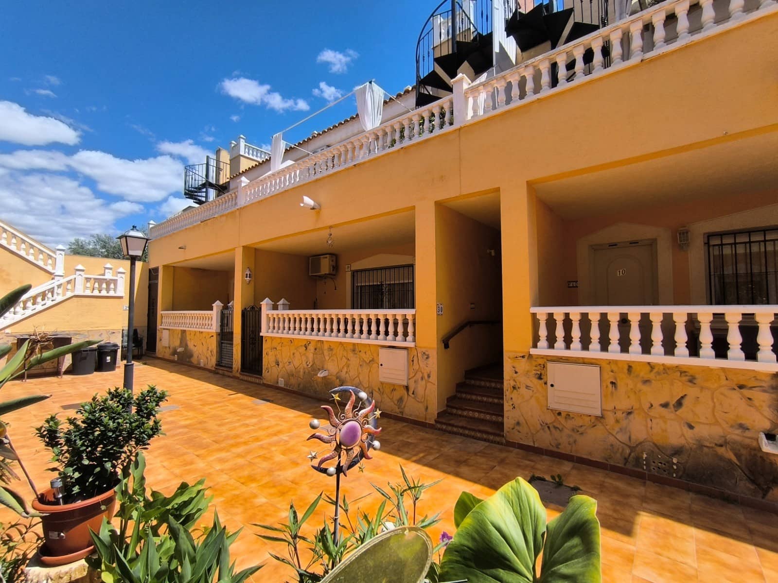 2 bedroom Apartment for sale in Orihuela - € 85,000 (Ref: 9817835)