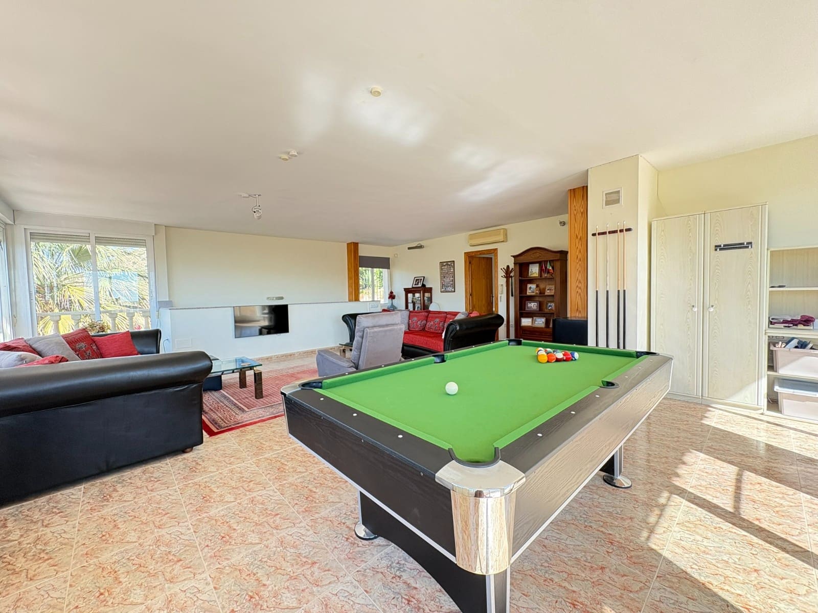 4 Zimmer Villa zu verkaufen in Perin mit Pool Garage - 495.000 € (Ref: 9820204)