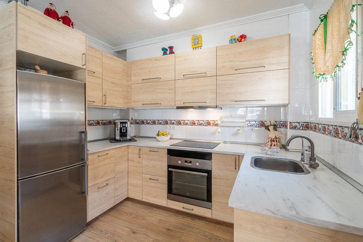 2 soveværelse Villa til salg i Playa Flamenca med swimmingpool garage - € 215.000 (Ref: 9824745)