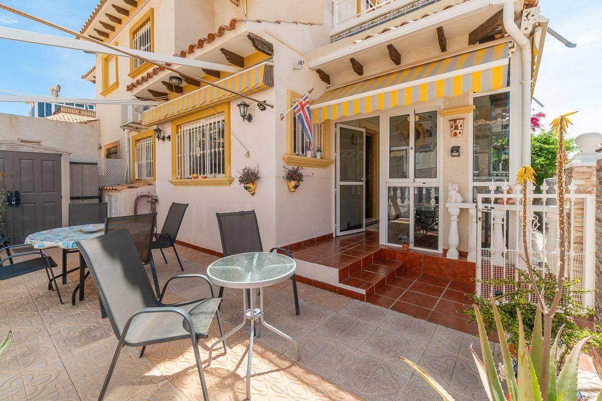 2 soveværelse Villa til salg i Playa Flamenca med swimmingpool garage - € 215.000 (Ref: 9824745)