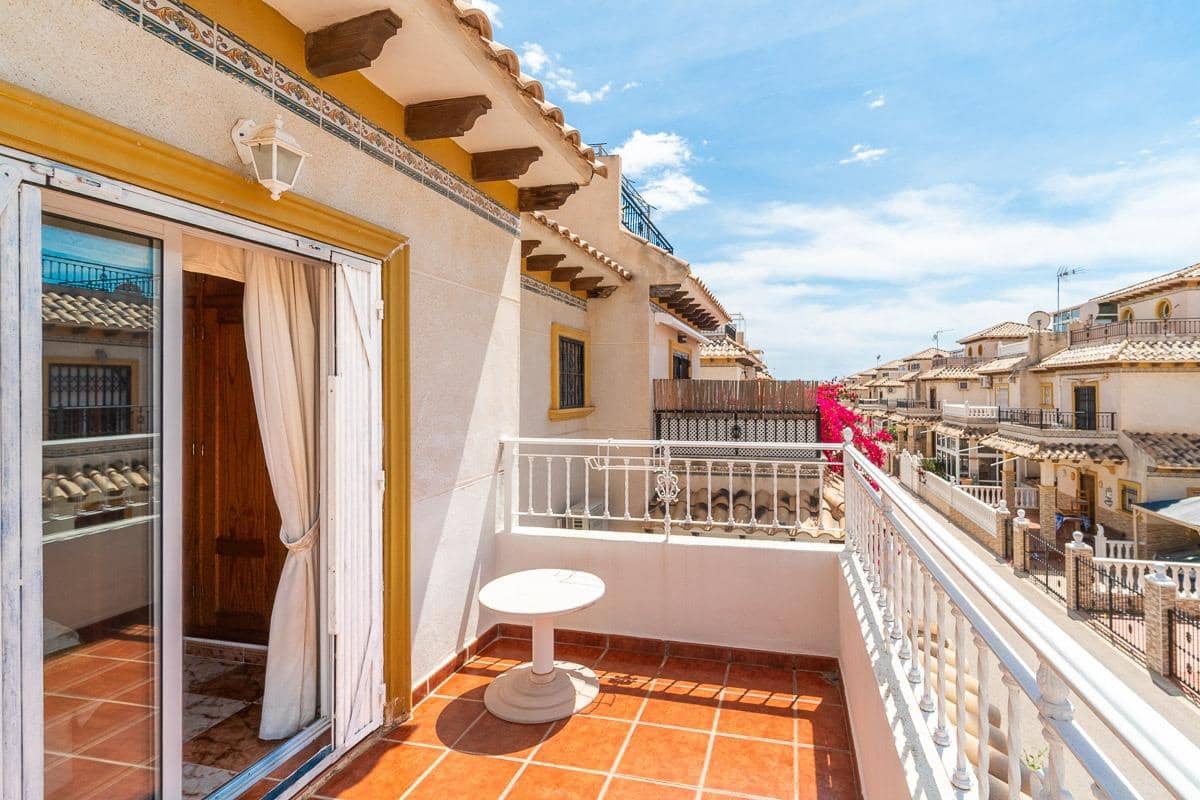 2 soveværelse Villa til salg i Playa Flamenca med swimmingpool garage - € 215.000 (Ref: 9824745)